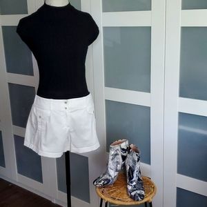 New York & company shorts like new condition